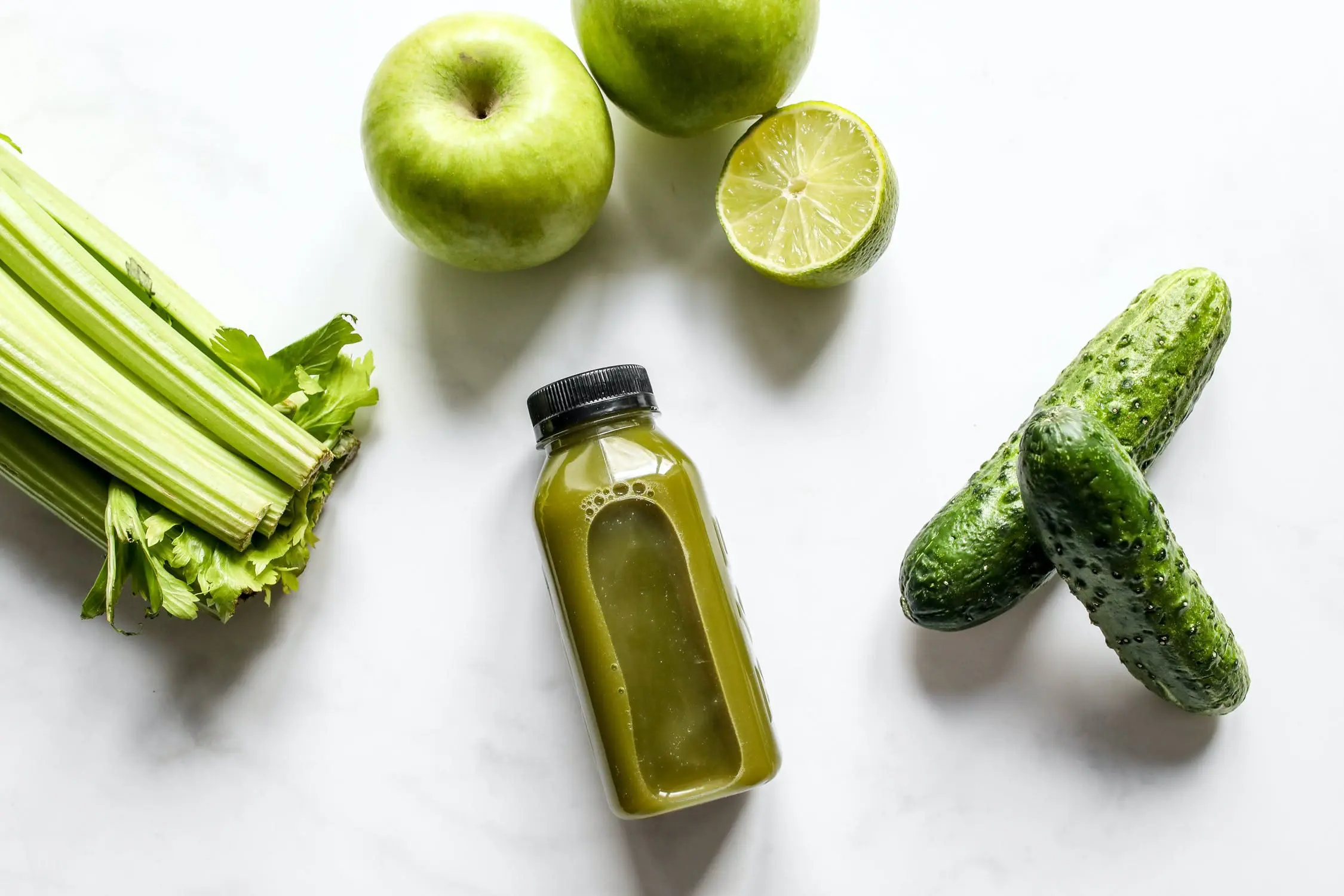 Factors to Consider When Selecting the Best Juicer for Your Business