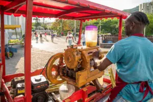 sugarcane-juice-machine-vendor