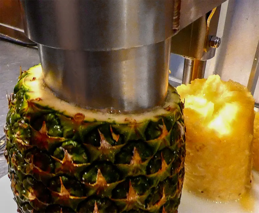 cutting-pineapple-close-at-badfins