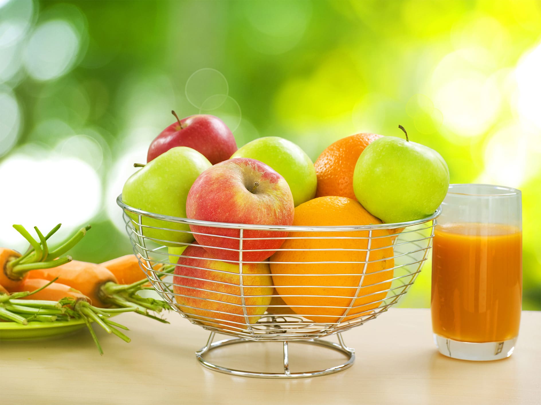 Benefits of Juicing Vegetables & Fruits